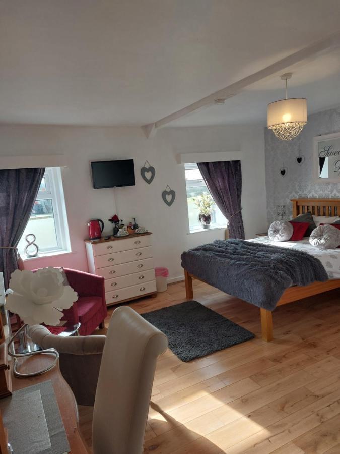 Broadlea Of Robgill Country Cottage & Bed And Breakfast Ecclefechan ภายนอก รูปภาพ